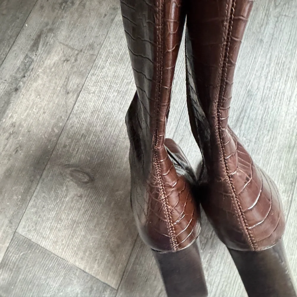 Bass Brown Leather Upper Shoes - Picture 3 of 6